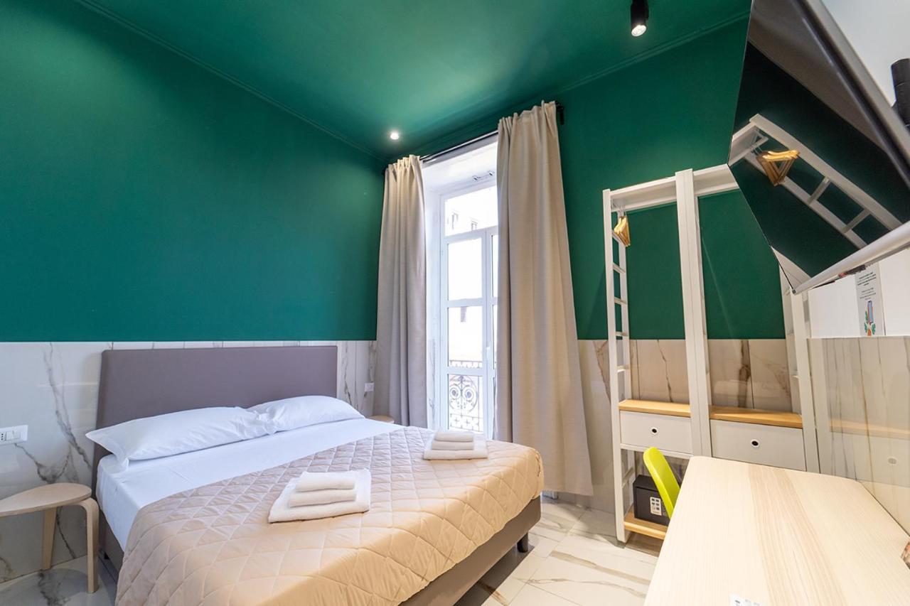 P.C. Boutique Medina H. Napoli Centro, By Clapa Group Hotell Exteriör bild
