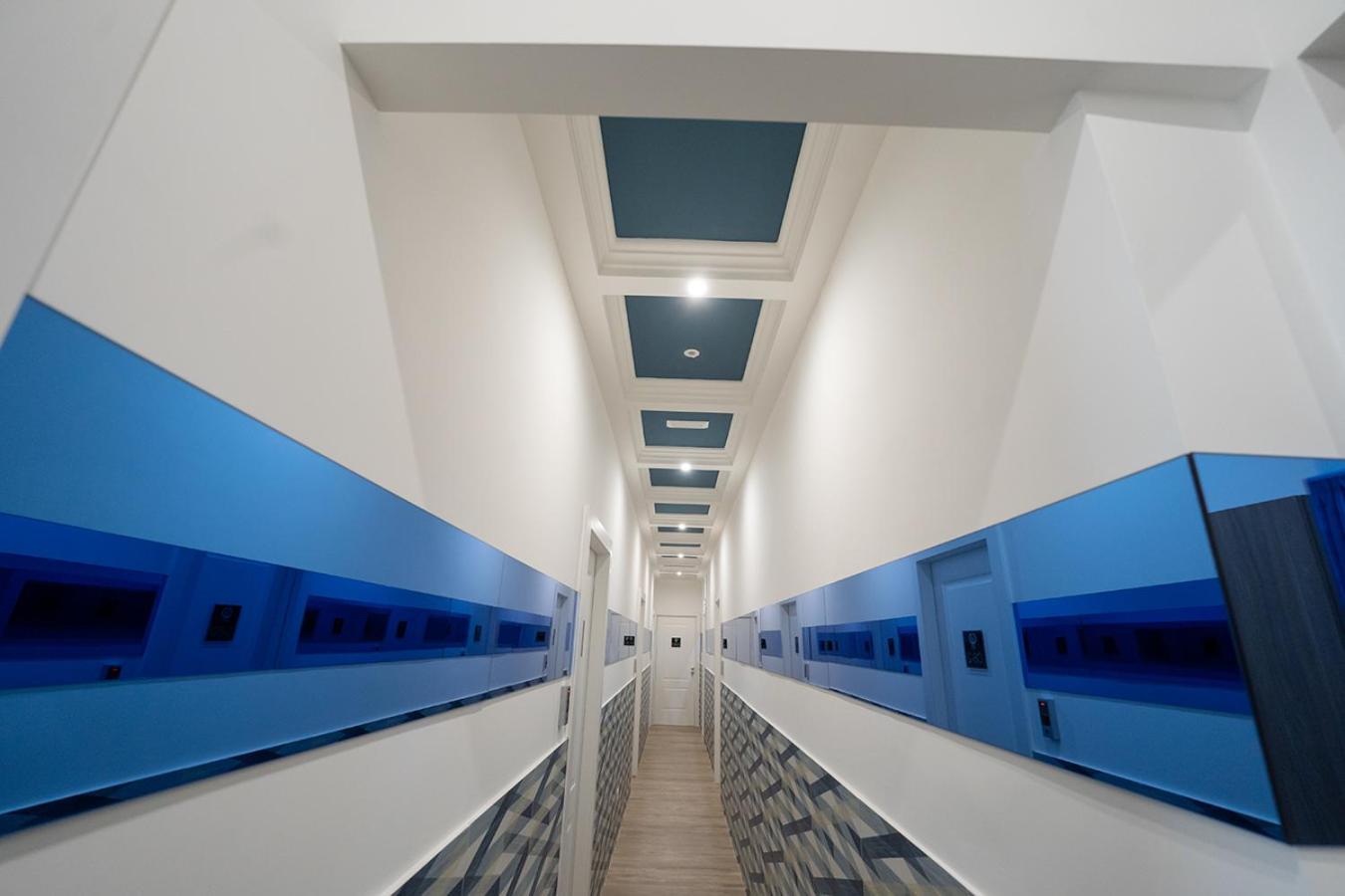P.C. Boutique Medina H. Napoli Centro, By Clapa Group Hotell Exteriör bild